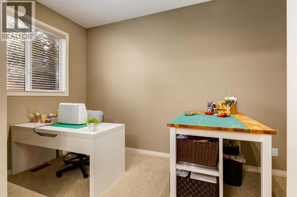 Single Family House for Sale in  Valley Ridge Boulevard NW Valley Ridge Calgary 