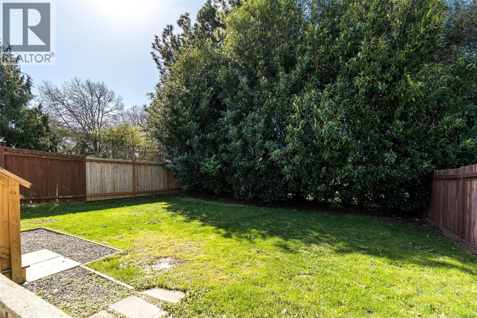  3166 Alder Street, Victoria