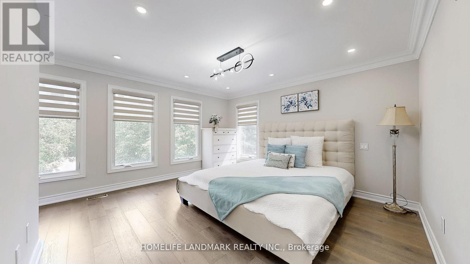 16 CRESCENTVIEW ROAD - 33