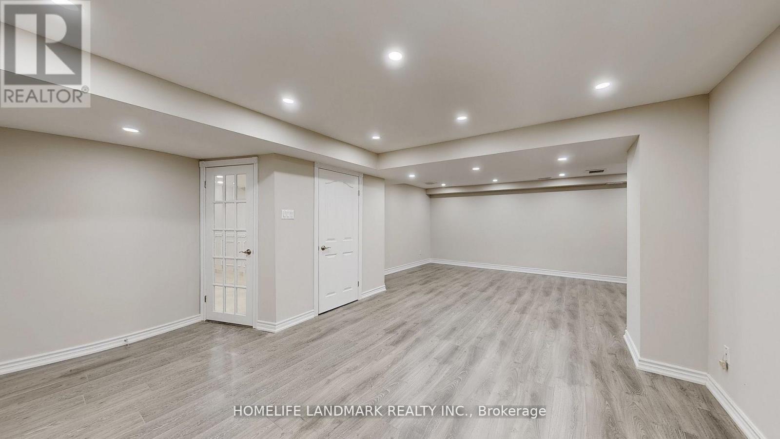 16 CRESCENTVIEW ROAD - 43