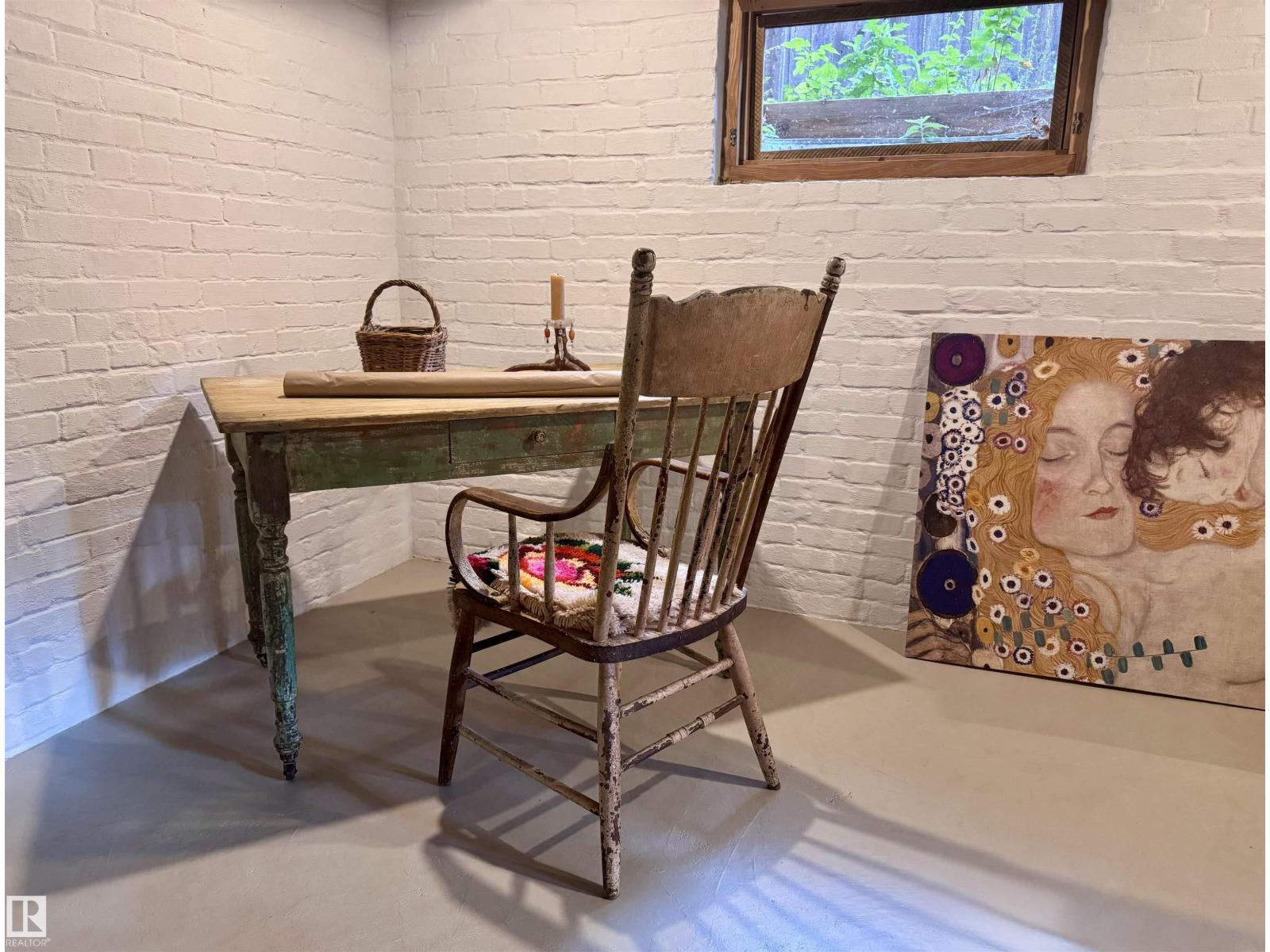 7024 105A ST NW - 38