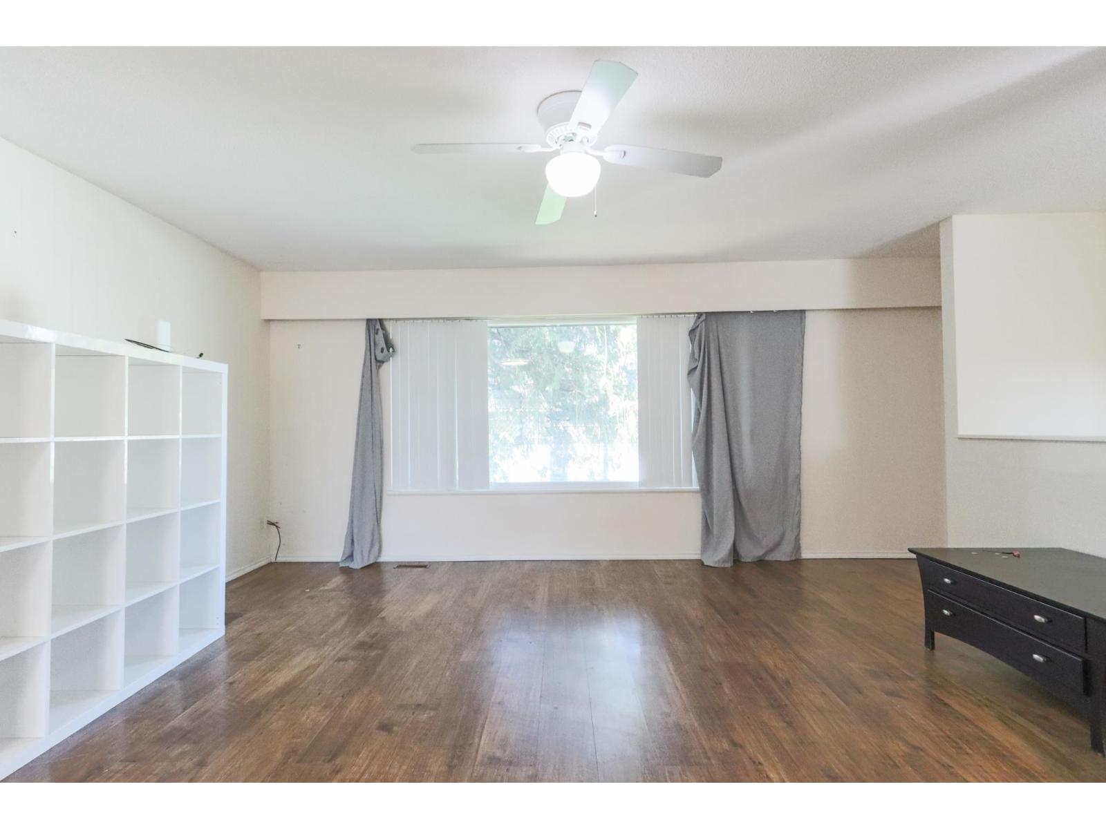 19828 54 Avenue - photo 2