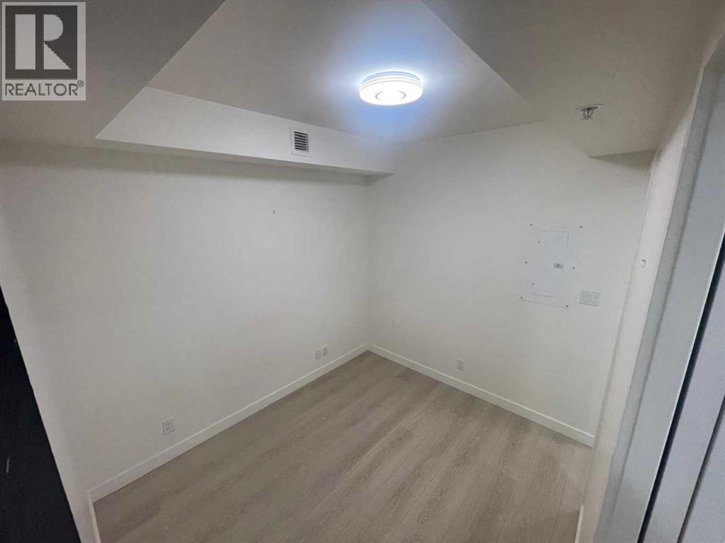 #703 108 WATERFRONT COURT SW - 6