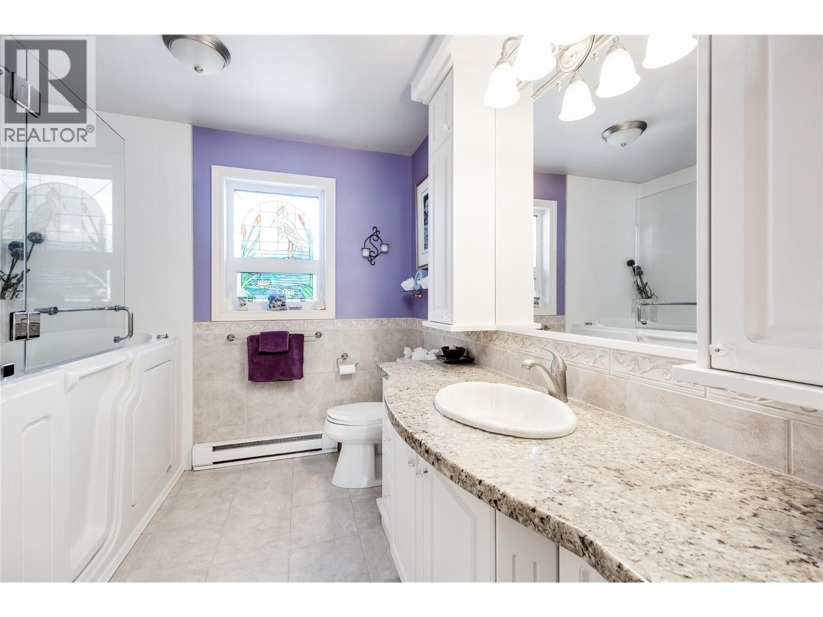  1350 Green Bay Road, West Kelowna