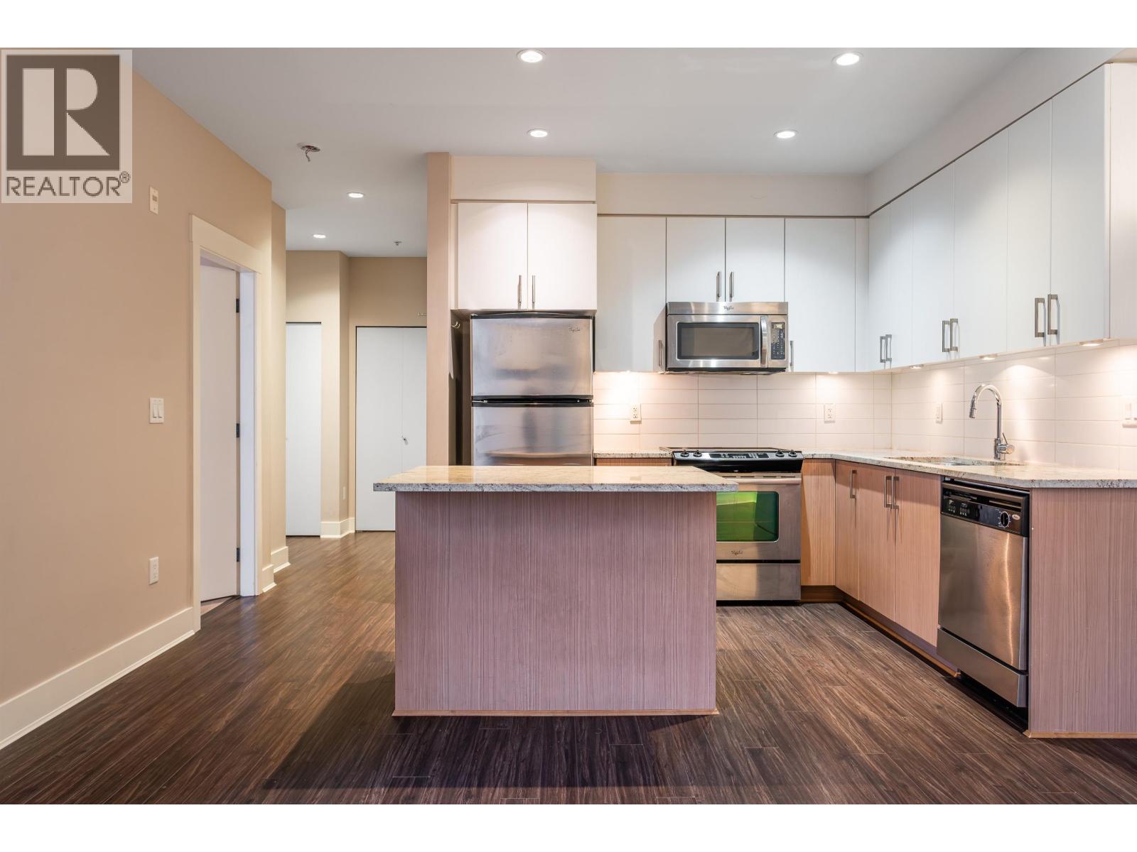 109 55 EIGHTH AVENUE, New Westminster