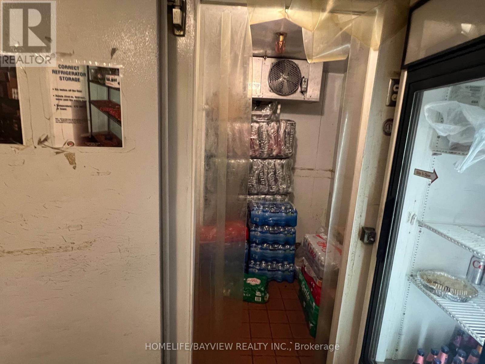 Listing 29500656