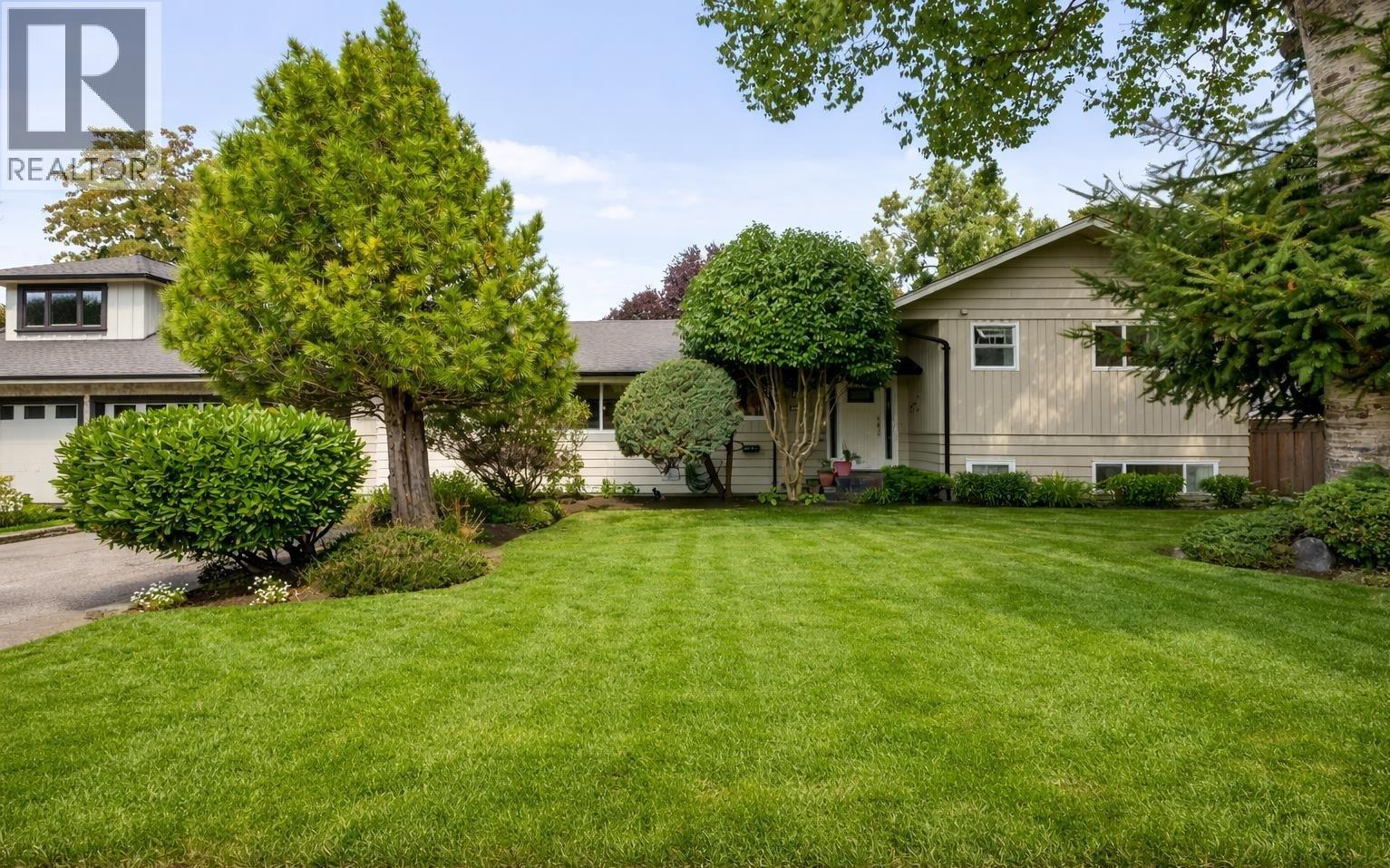 5259 12 Avenue - main photo