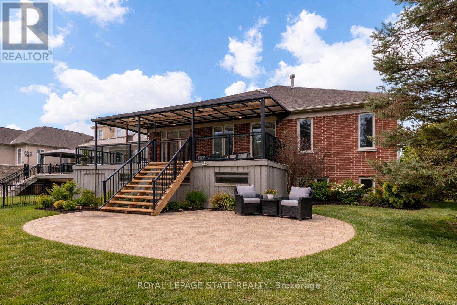 17 MCNUTT STREET, Brampton (Bram West), Ontario