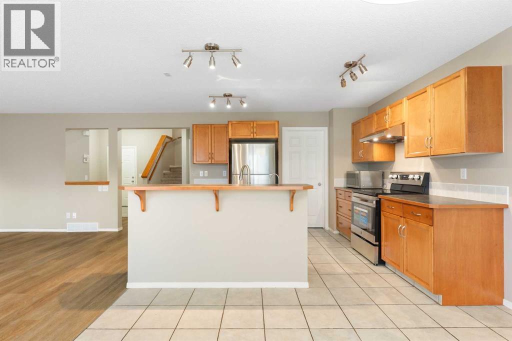 Single Family House for Sale in  Evansbrooke Way NW Evanston Calgary 