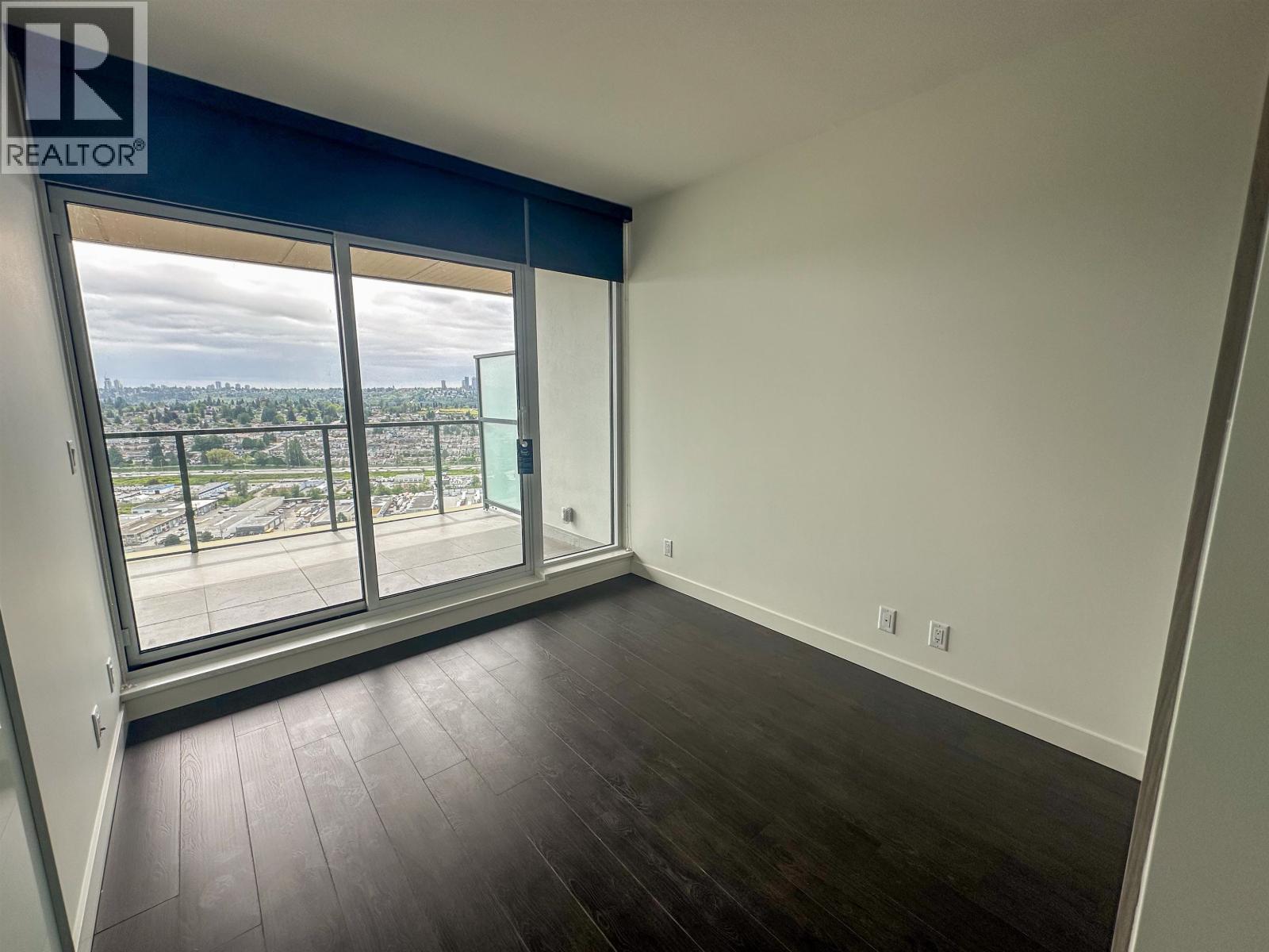 29xx 4890 LOUGHEED HIGHWAY