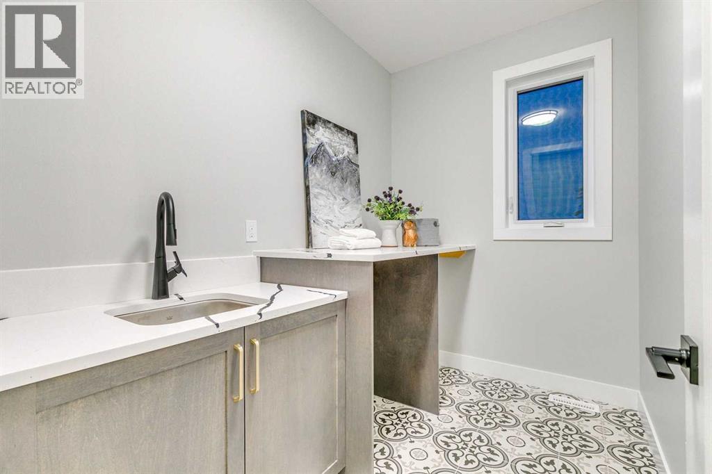 Single Family House for Sale in   Street SW Shaganappi Calgary 