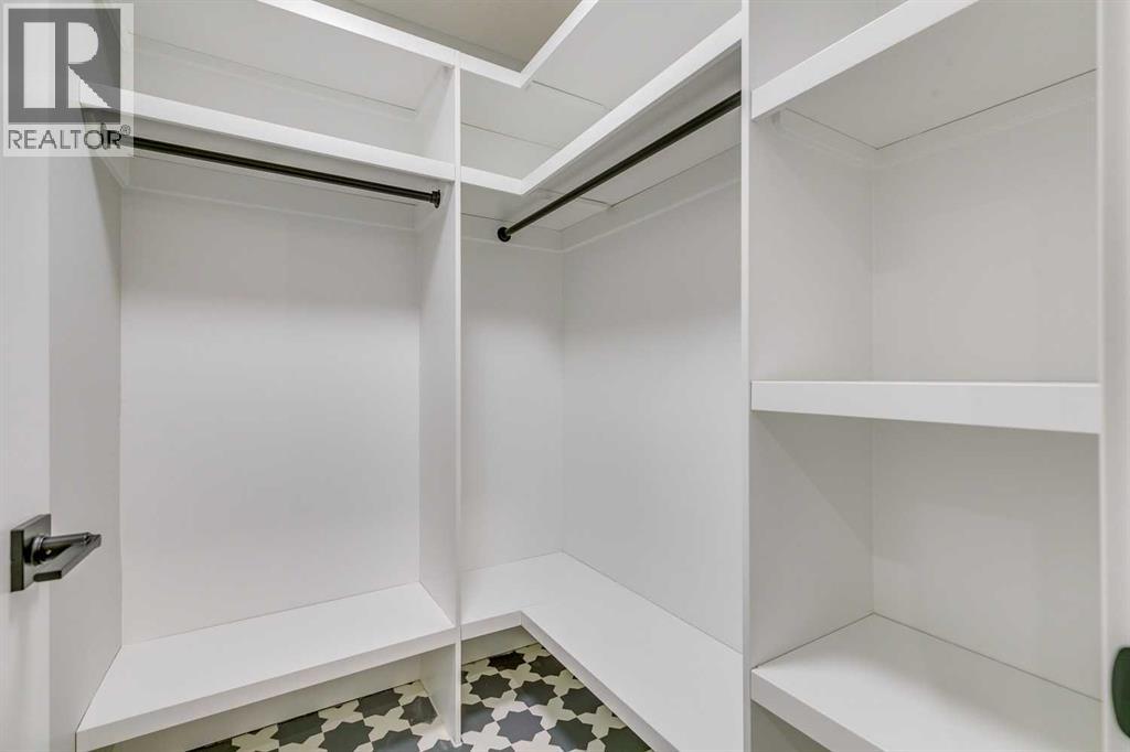 Single Family House for Sale in   Street SW Shaganappi Calgary 