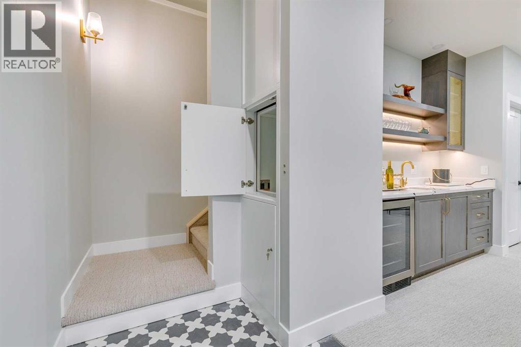 Single Family House for Sale in   Street SW Shaganappi Calgary 