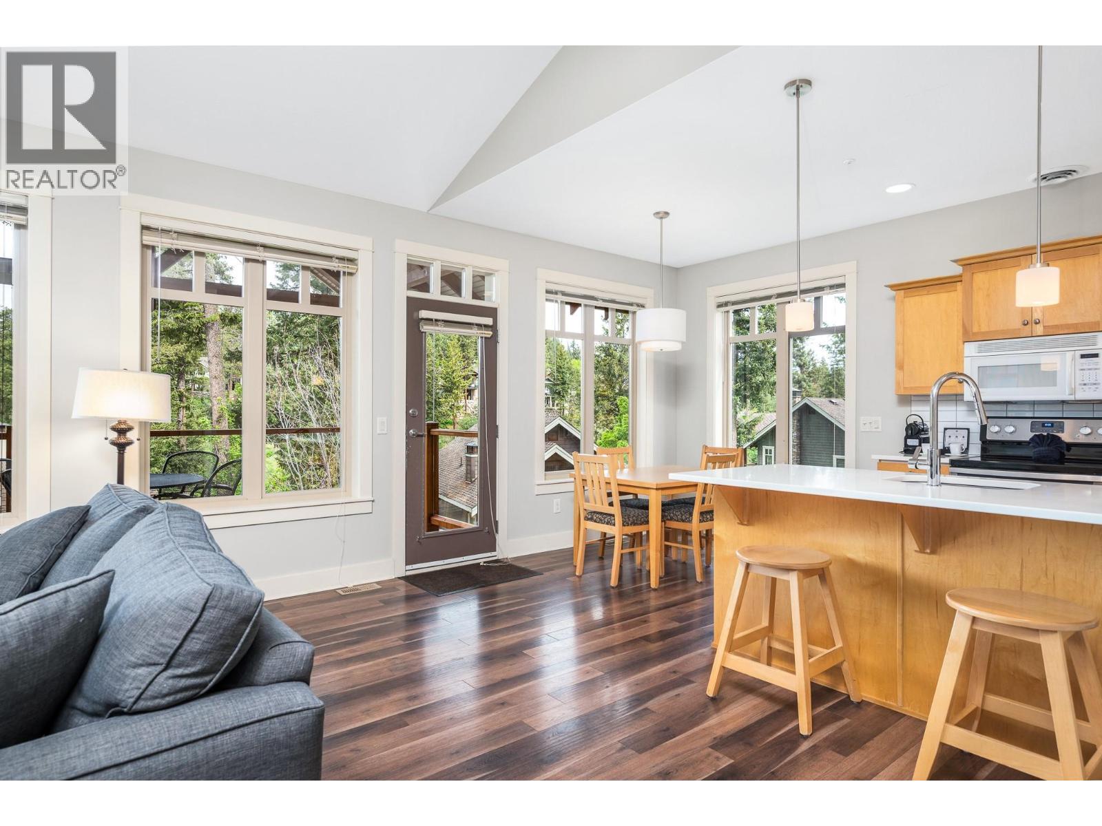 251 Predator Ridge Drive Unit# 12, Vernon