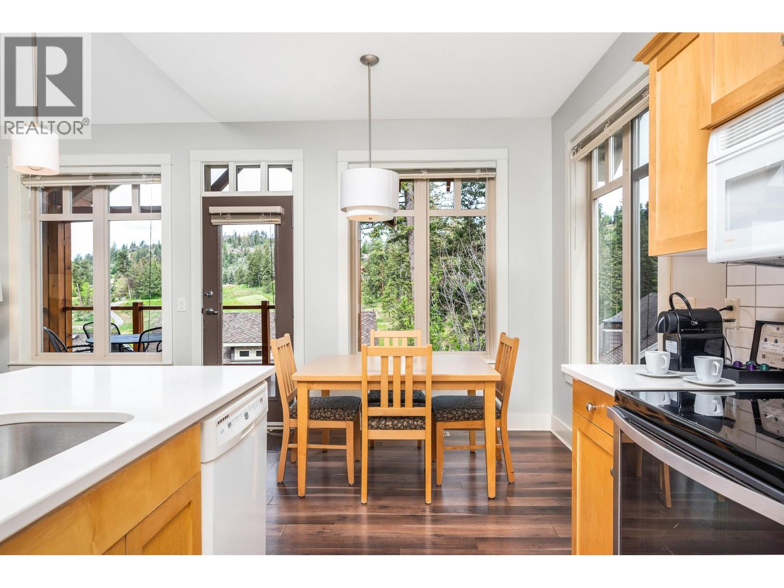 251 Predator Ridge Drive Unit# 12, Vernon