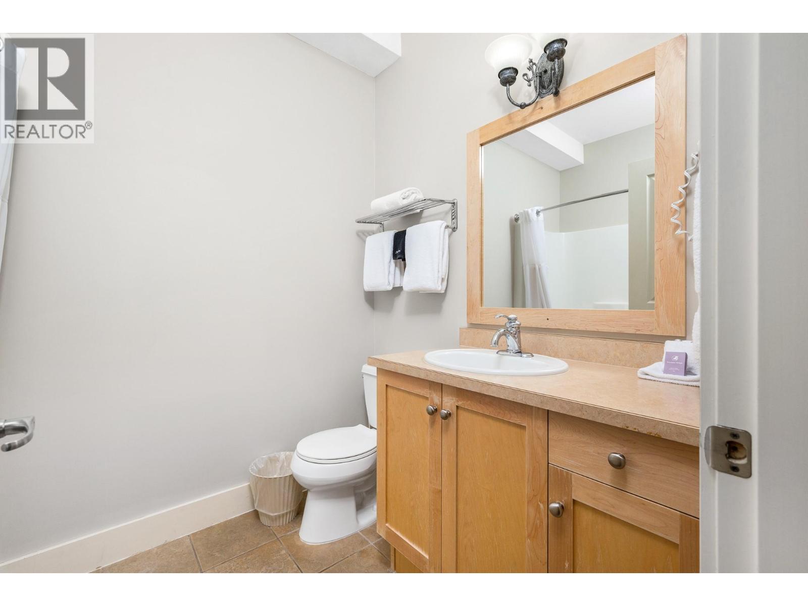 251 Predator Ridge Drive Unit# 12, Vernon