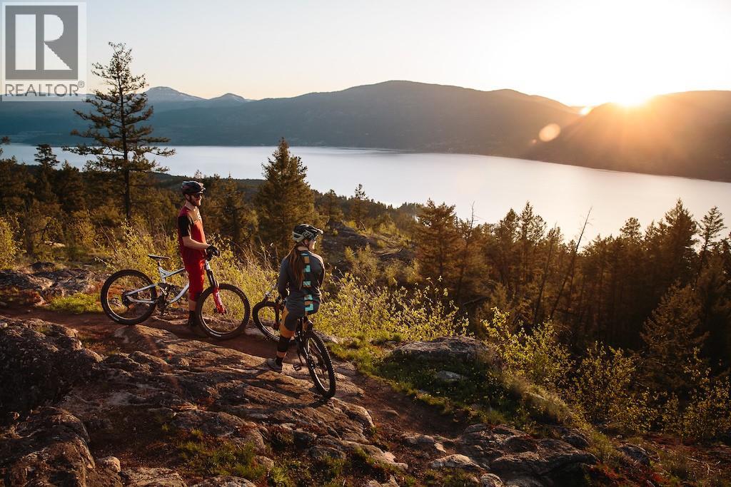 251 Predator Ridge Drive Unit# 12, Vernon