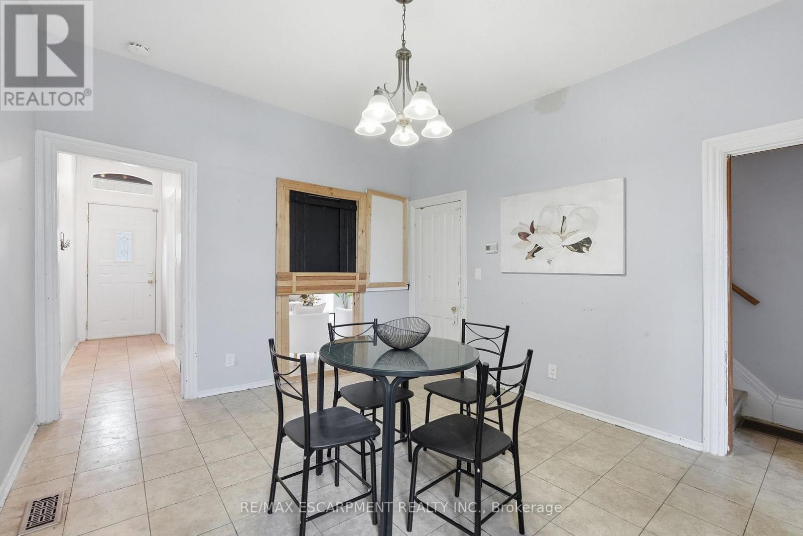 79 MURRAY STREET E - 12