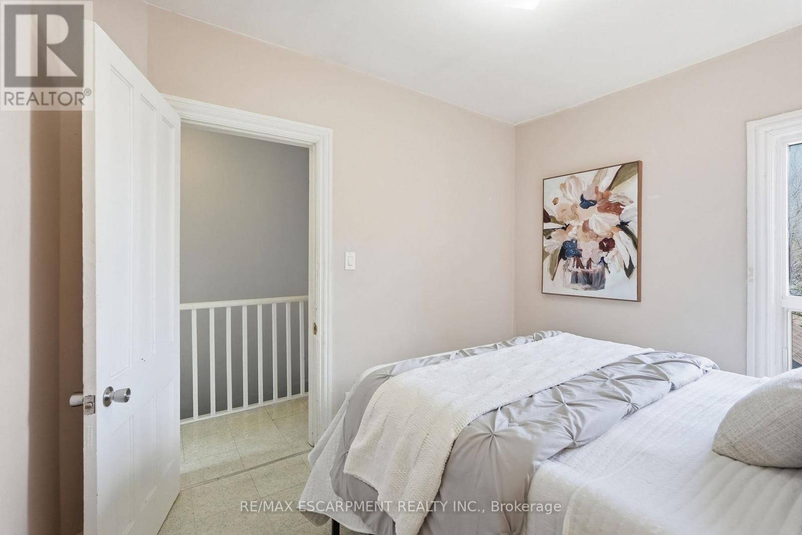 79 MURRAY STREET E - 29