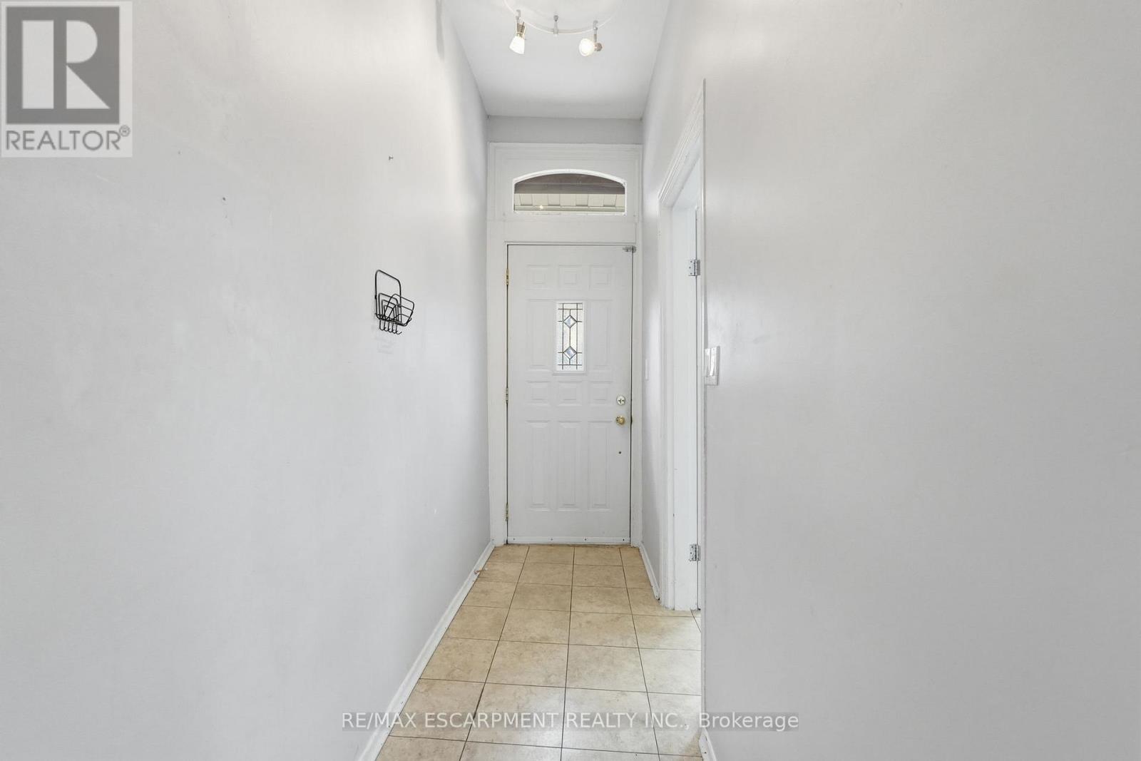 79 MURRAY STREET E - 5