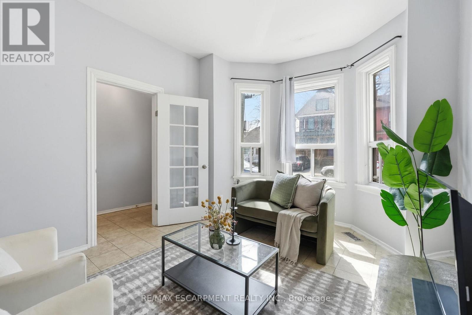 79 MURRAY STREET E - 7