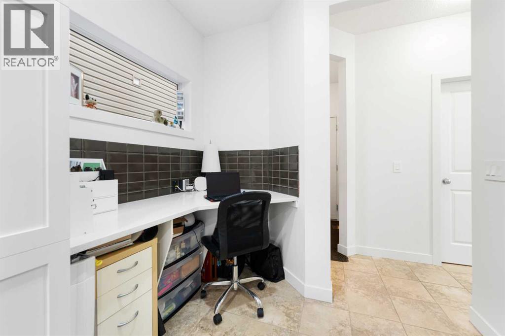 Single Family House for Sale in  Autumn Circle SE Auburn Bay Calgary 