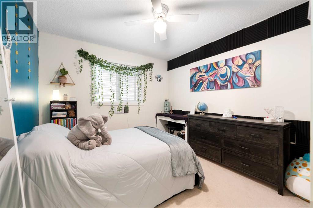 Single Family House for Sale in  Autumn Circle SE Auburn Bay Calgary 