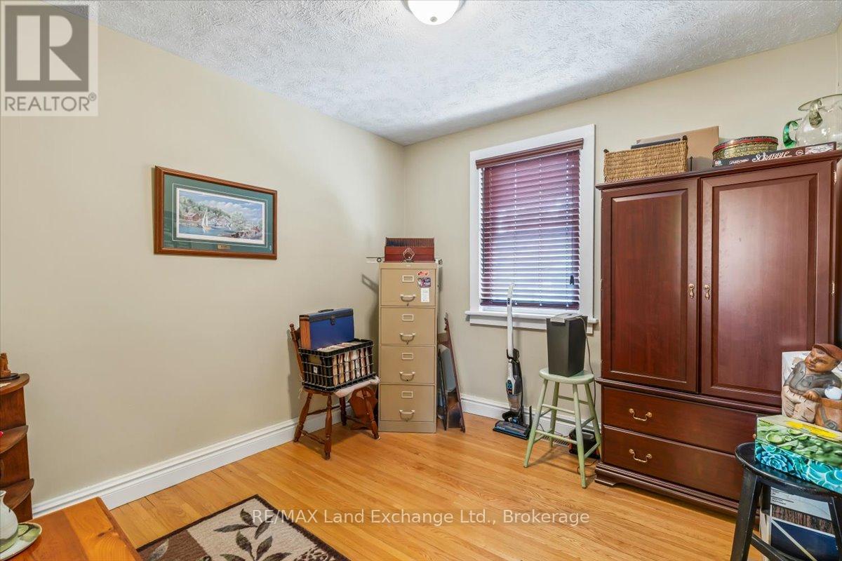 737 GREEN STREET - 19