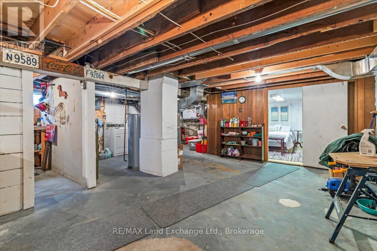 737 GREEN STREET - 25