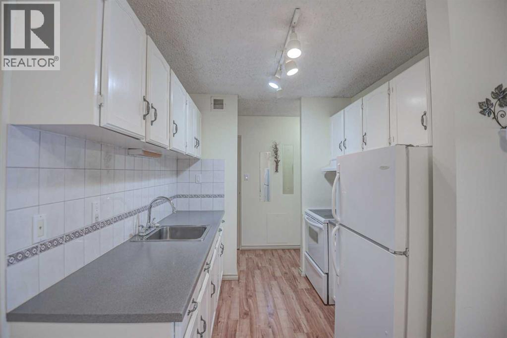 Single Family House for Sale in   Elbow Drive SW Haysboro Calgary 