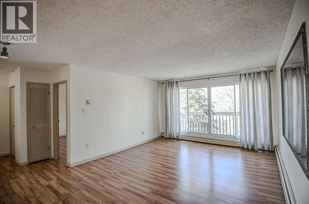 Single Family House for Sale in   Elbow Drive SW Haysboro Calgary 