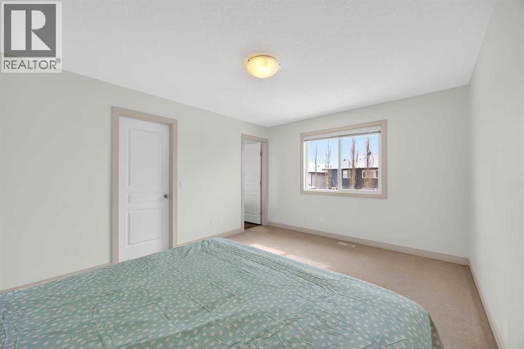 Single Family House for Sale in  Evanspark Gardens NW Evanston Calgary 