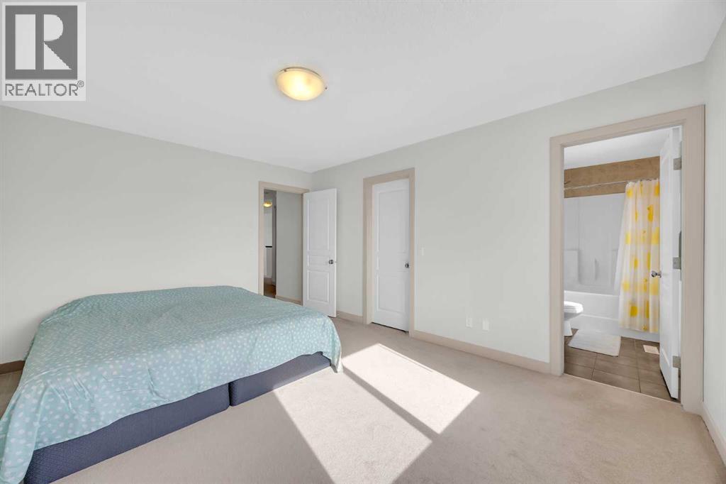 Single Family House for Sale in  Evanspark Gardens NW Evanston Calgary 