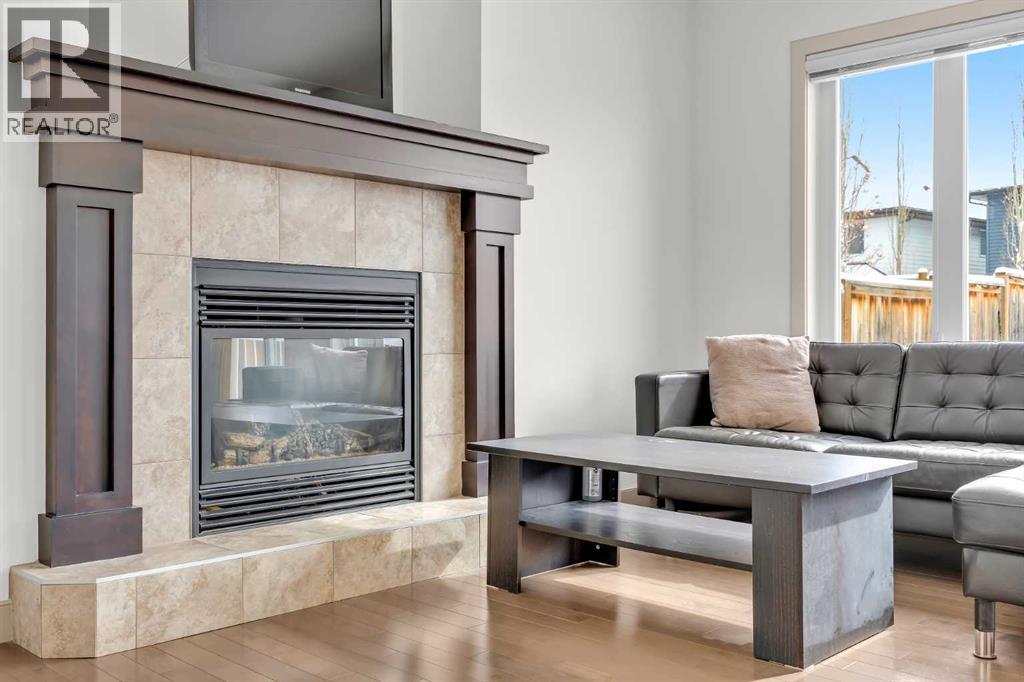 Single Family House for Sale in  Evanspark Gardens NW Evanston Calgary 