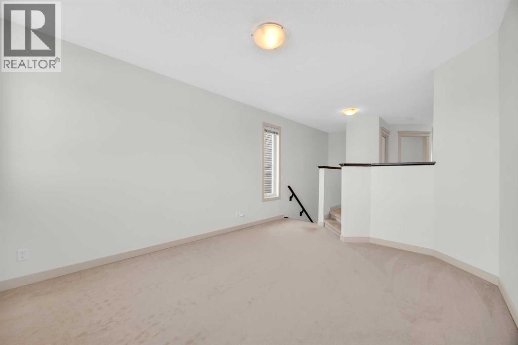 Single Family House for Sale in  Evanspark Gardens NW Evanston Calgary 