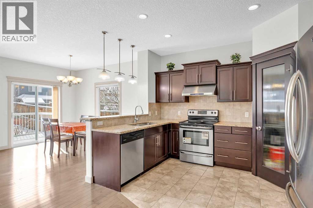 Single Family House for Sale in  Evanspark Gardens NW Evanston Calgary 