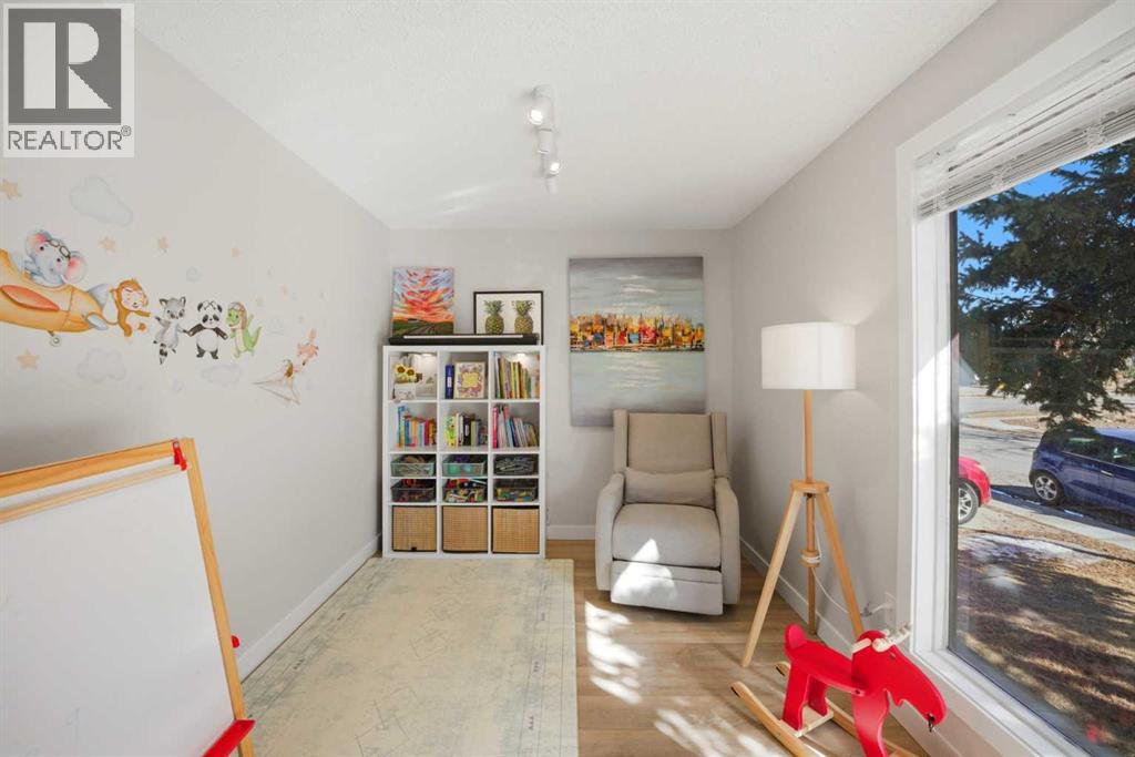 Single Family House Bungalow for Sale in  Wood Oak Way SW Woodlands Calgary 