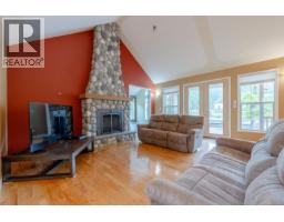 Kitchen - 5495 Maebelle Rd, Port Alberni, BC V9Y8R2 Photo 11