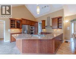 5495 Maebelle Rd, Port Alberni, BC V9Y8R2 Photo 15