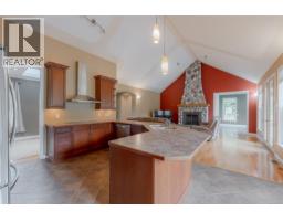 5495 Maebelle Rd, Port Alberni, BC V9Y8R2 Photo 17