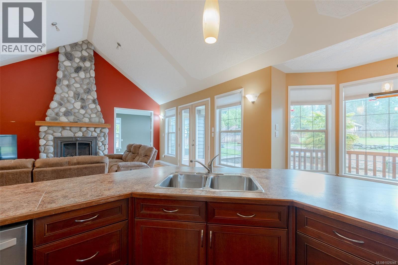 5495 Maebelle Rd - 19