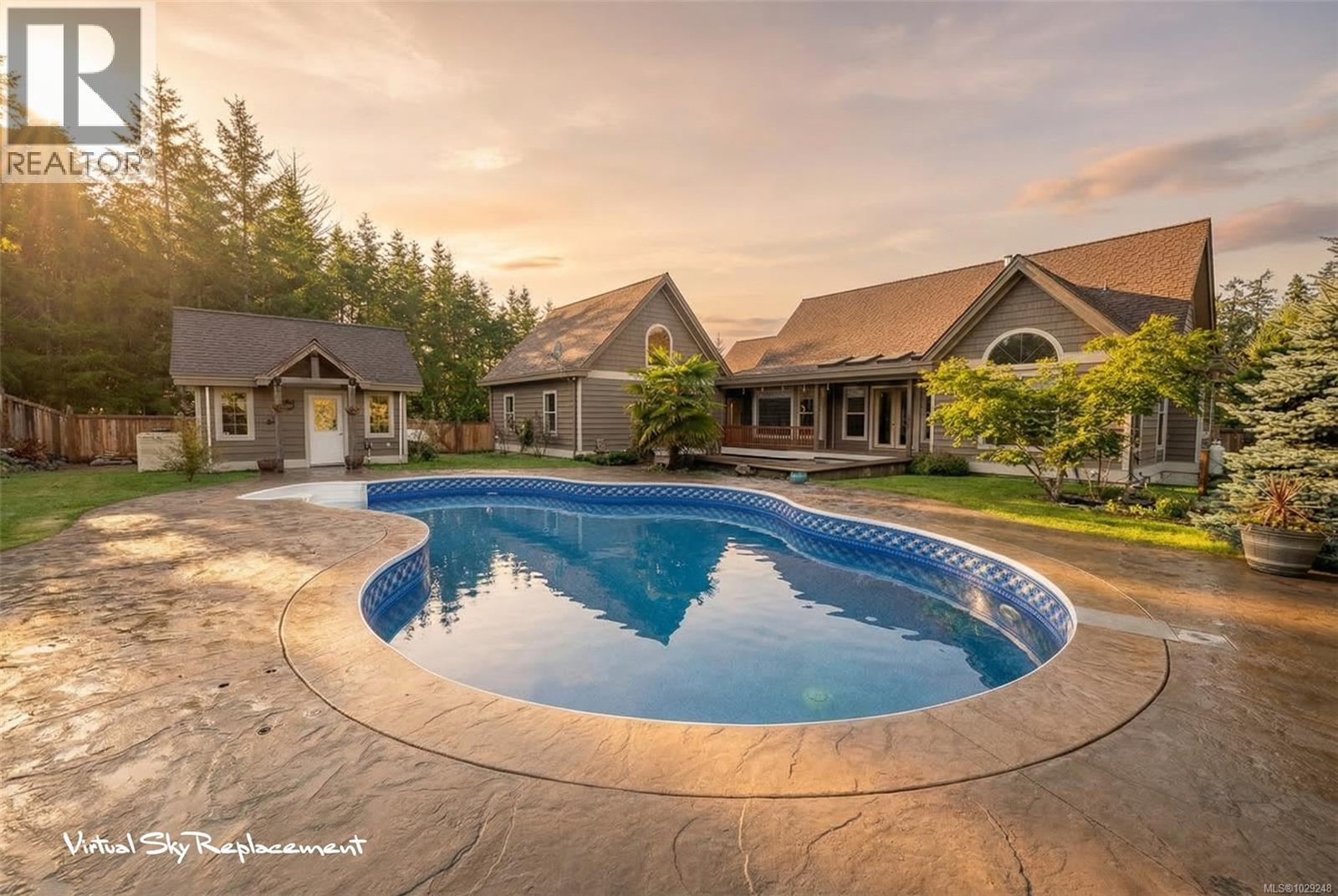 5495 MAEBELLE RD - 27