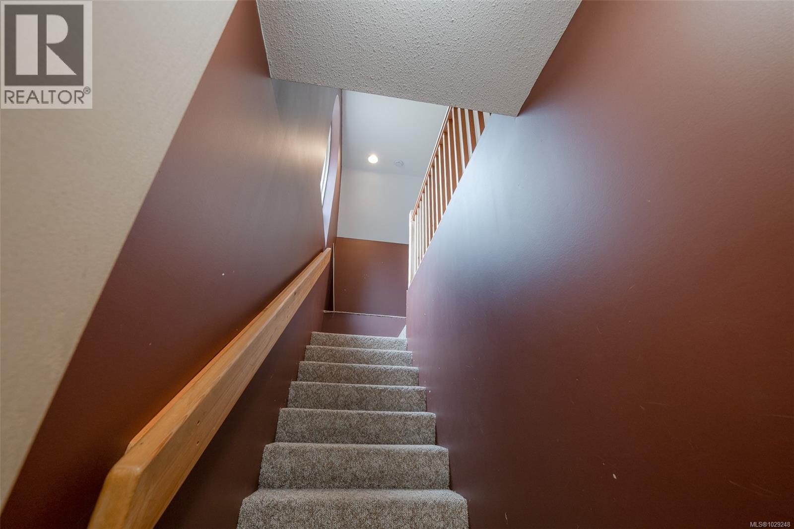 5495 Maebelle Rd - 42