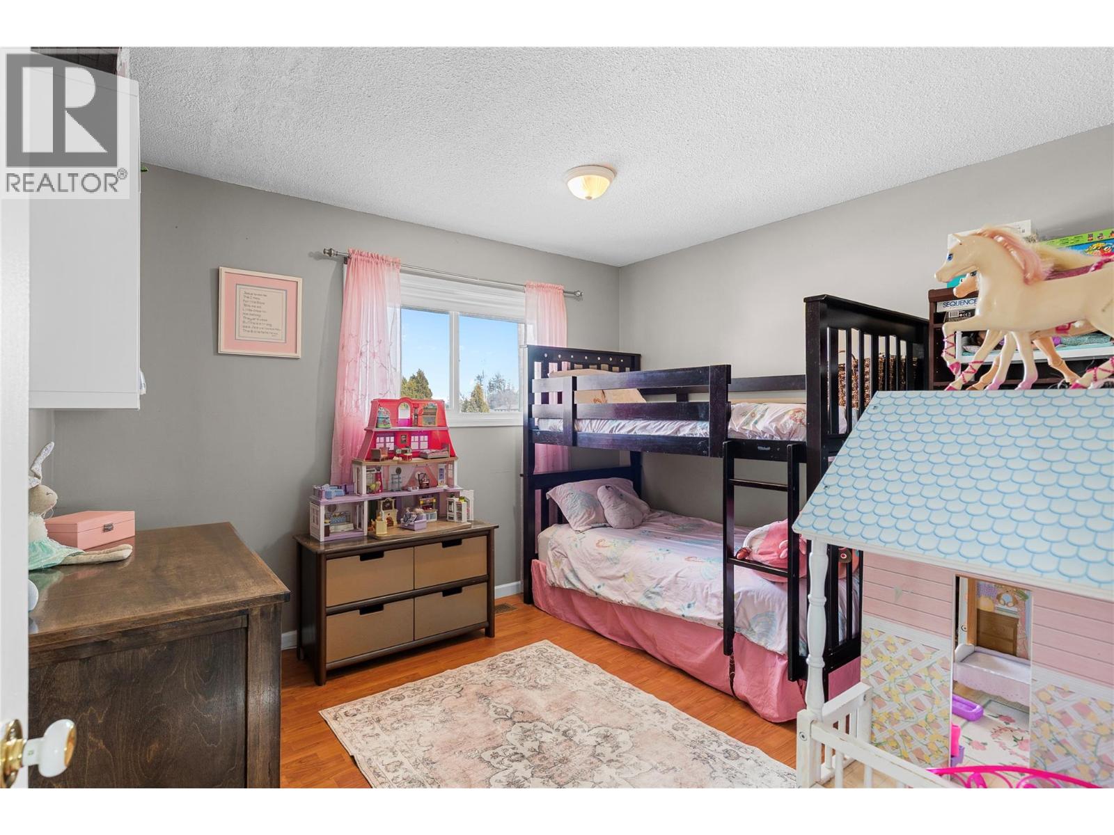 3735 PATTEN CRESCENT - 28