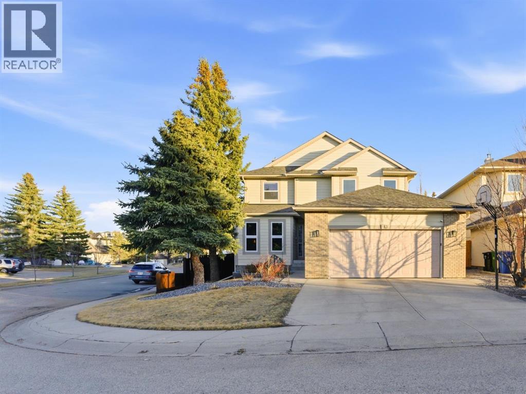 Single Family House for Sale in  Edgebrook Cove NW Edgemont Calgary 