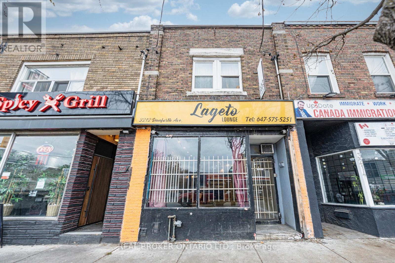 Retail for Sale in  DANFORTH AVENUE Toronto (Oakridge) 