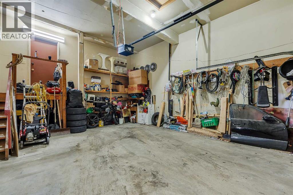 Single Family House for Sale in  Castleglen Court NE Castleridge Calgary 