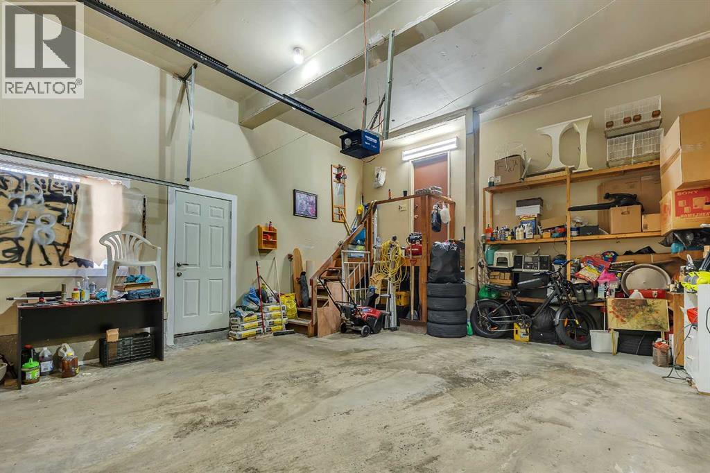 Single Family House for Sale in  Castleglen Court NE Castleridge Calgary 