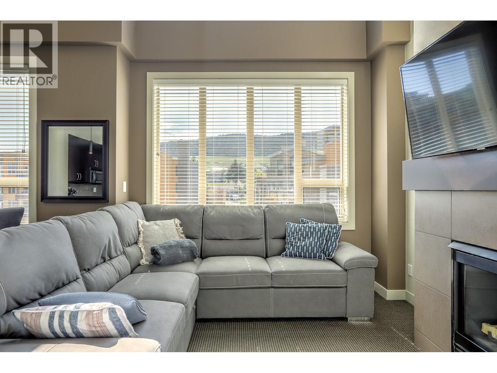 1324 7343 Okanagan Landing Road, Vernon