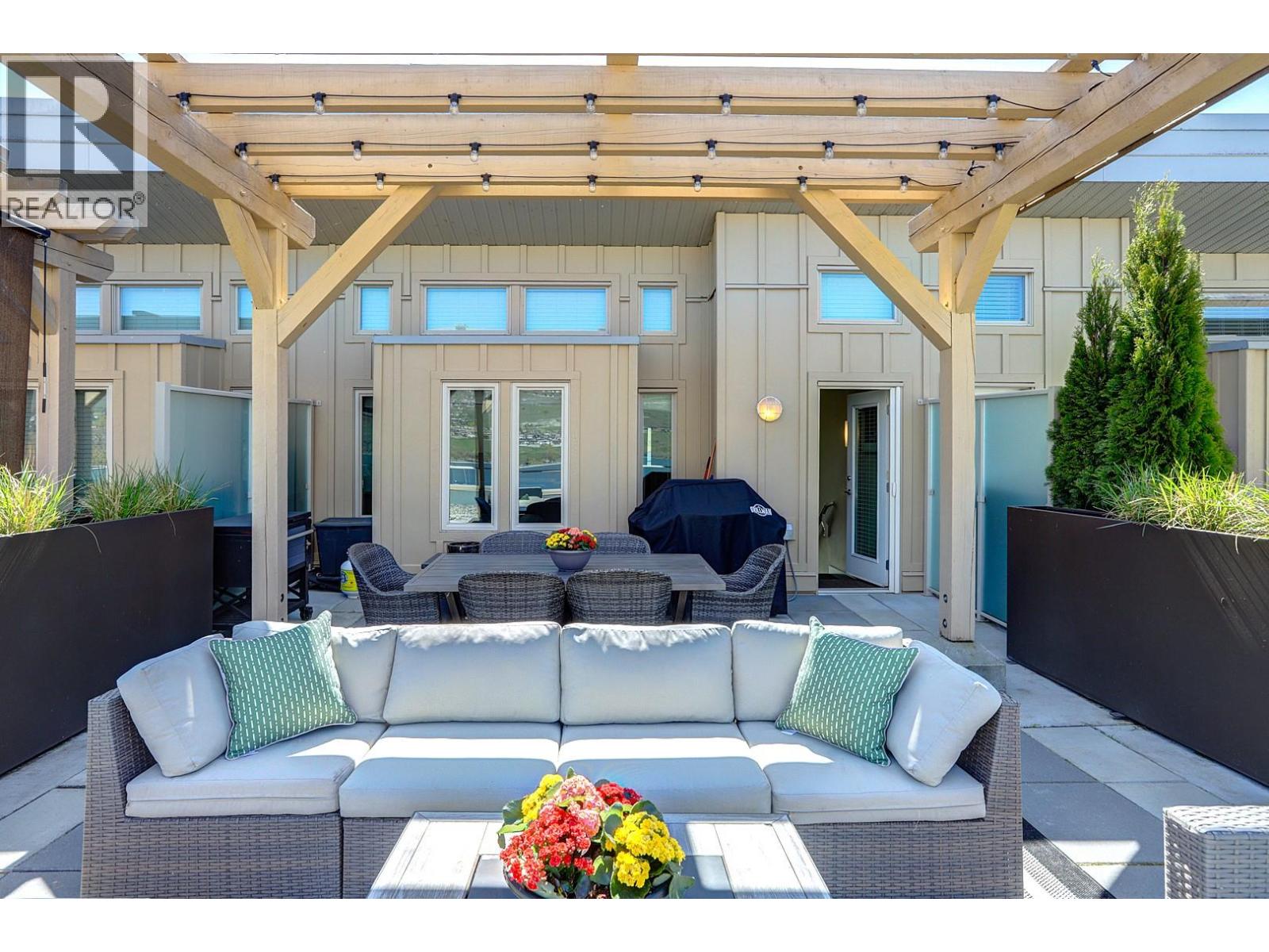 1324 7343 Okanagan Landing Road, Vernon